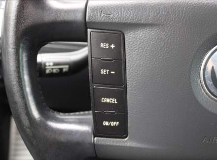 Volkswagen - Touareg