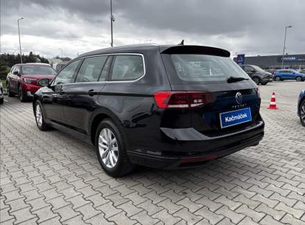 Volkswagen - Passat