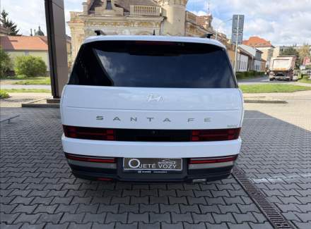 Hyundai - Santa FE
