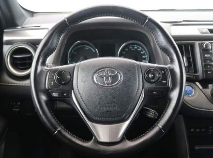 Toyota - RAV 4
