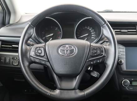 Toyota - Avensis
