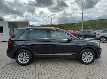 Volkswagen - Tiguan
