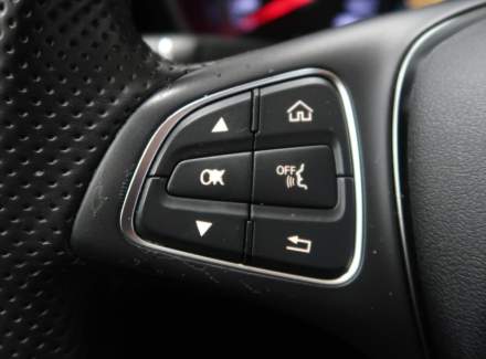 Mercedes-Benz - C-class