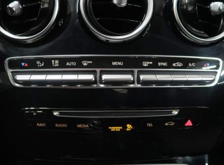 Mercedes-Benz - C-class