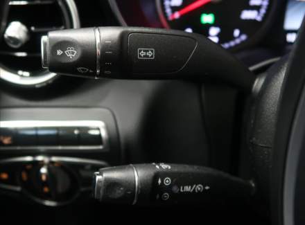 Mercedes-Benz - C-class