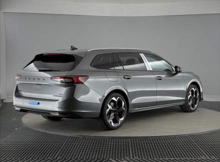 Škoda - Superb