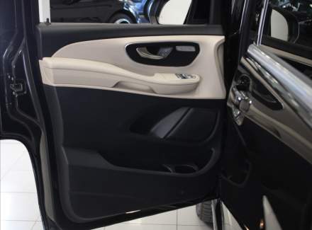 Mercedes-Benz - V-class