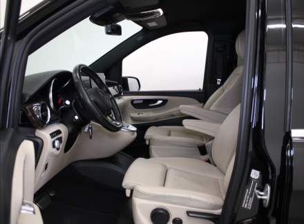 Mercedes-Benz - V-class