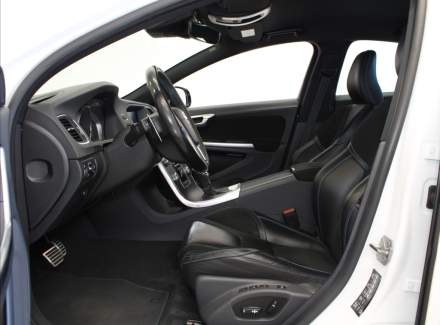 Volvo - S60