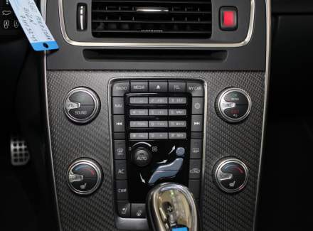 Volvo - S60