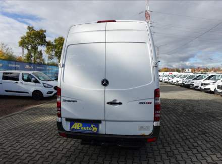 Mercedes-Benz - Sprinter