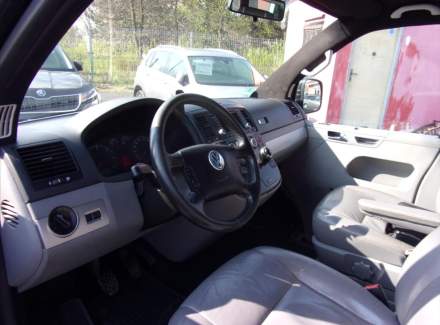 Volkswagen - Multivan