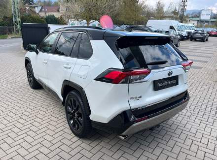 Toyota - RAV 4