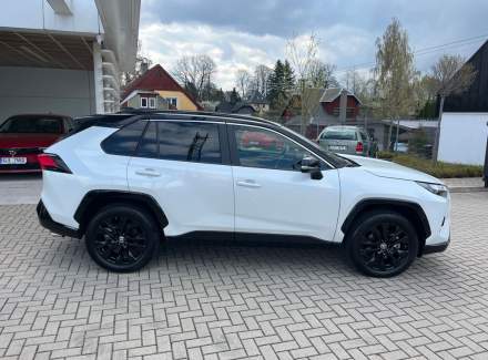 Toyota - RAV 4