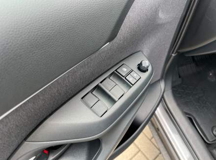 Toyota - Yaris Cross