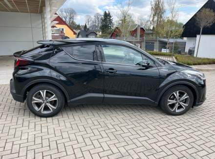 Toyota - C-HR