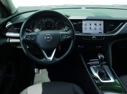 Opel - Insignia