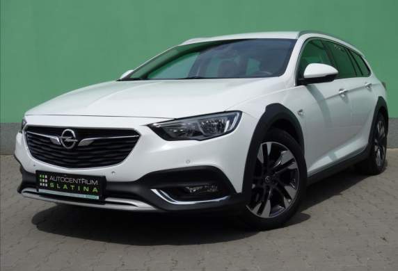 Opel - Insignia