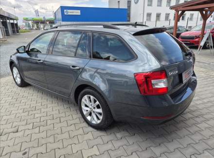 Škoda - Octavia