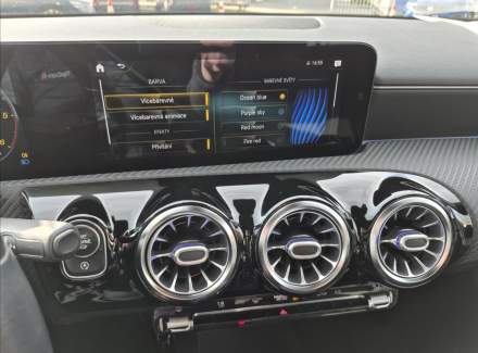 Mercedes-Benz - CLA