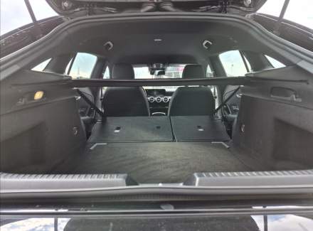 Mercedes-Benz - CLA
