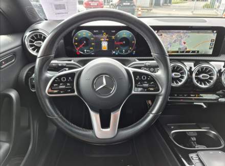 Mercedes-Benz - CLA
