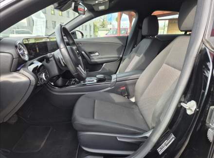 Mercedes-Benz - CLA