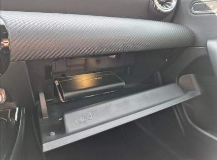 Mercedes-Benz - CLA
