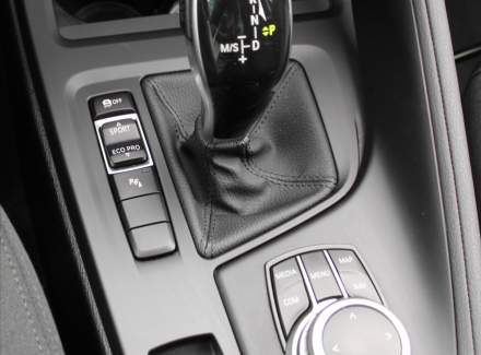 BMW - X1