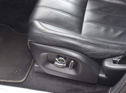 Land Rover - Range Rover