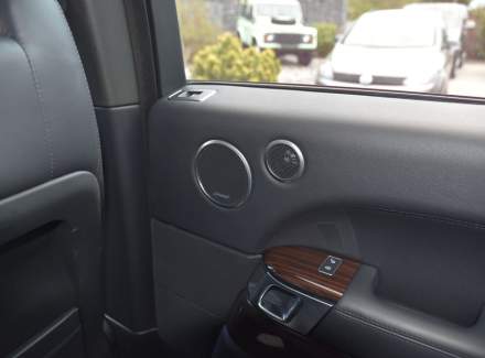 Land Rover - Range Rover