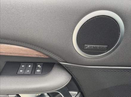 Land Rover - Discovery