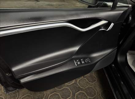 Tesla - Model S