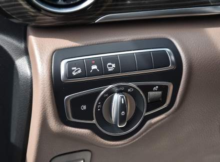 Mercedes-Benz - V-class