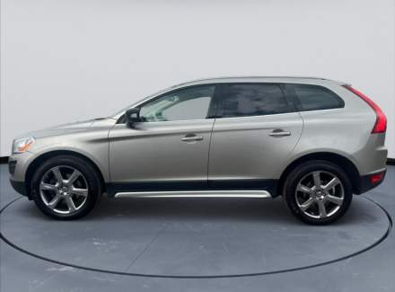 Volvo - XC60