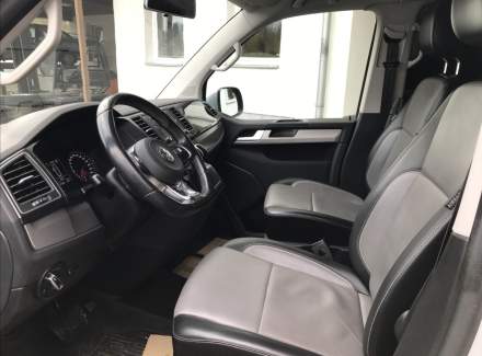 Volkswagen - Caravelle