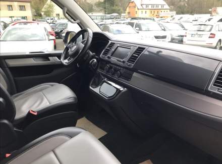 Volkswagen - Caravelle