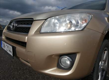 Toyota - RAV 4