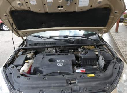 Toyota - RAV 4