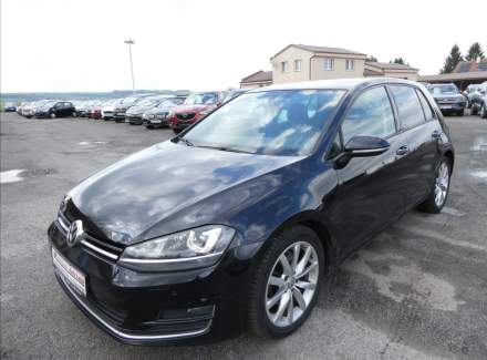 Volkswagen - Golf