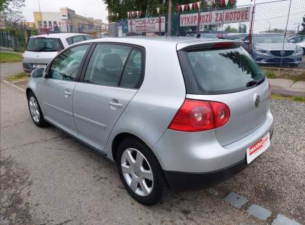 Volkswagen - Golf