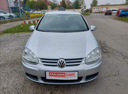 Volkswagen - Golf