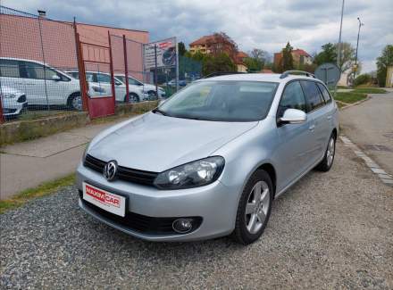 Volkswagen - Golf