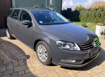 Volkswagen - Passat