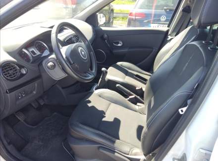 Renault - Clio