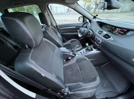 Renault - Scenic
