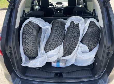 Ford - C-MAX