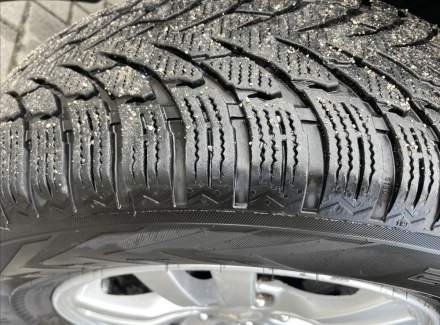 Mitsubishi - Outlander