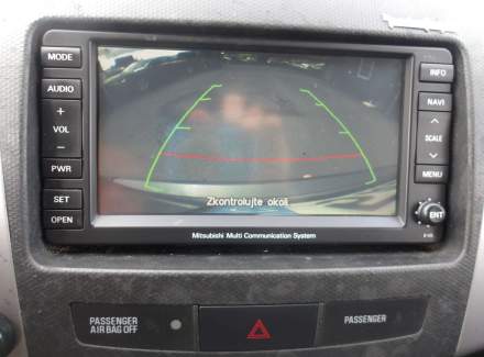 Mitsubishi - Outlander