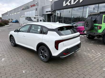 Kia - K4